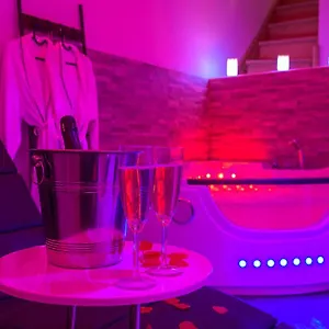 - Romantique Avec Privatif , Le Puy-en-Velay France